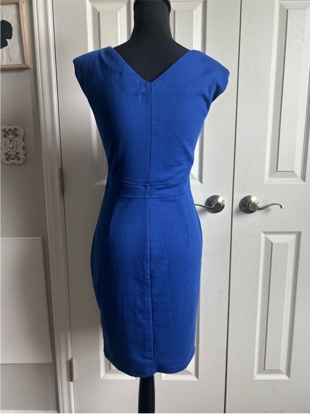 Anthropologie | Bordeaux Classic Cap-Sleeve Sheath Dress - Picture 5 of 6
